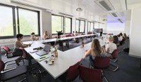 Austausch, Zukunftsfertigkeiten und kollegiales Feedback: Gelungenes Netzwerktreffen der LaKoF-Stipendiatinnen an der OTH Regensburg